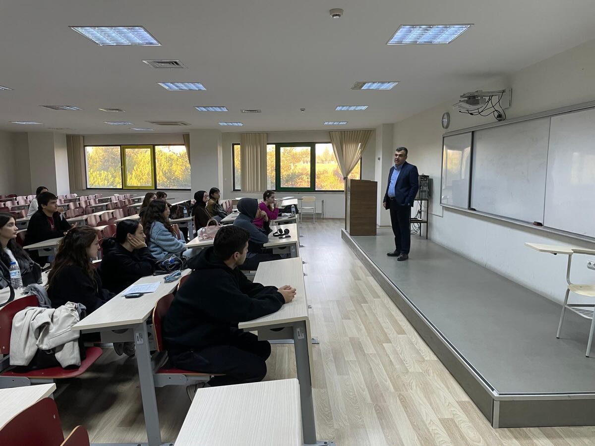  8C14A1BC-9579-4039-8638-D016D77A9243